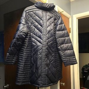 Avenue long black puffer coat size 22/24